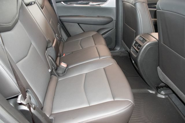 Used 2021 Cadillac XT5 Luxury w/ LPO, Floor Liner Package AWD/4WD image 12