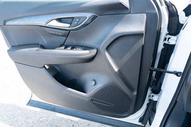 Used 2023 Buick Envision Essence w/ Sport Touring Package FWD image 26