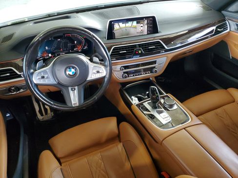 Used 2022 BMW 750i xDrive w/ M Sport Package AWD/4WD image 12