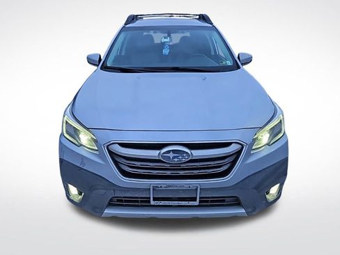 Used 2020 Subaru Outback Limited image 2