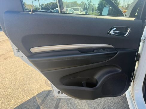Used 2015 Dodge Durango Limited w/ Premium Group AWD/4WD image 22