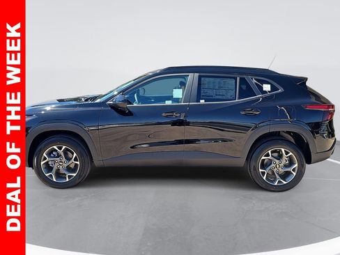 New 2025 Chevrolet Trax LT w/ Driver Confidence Package image 6