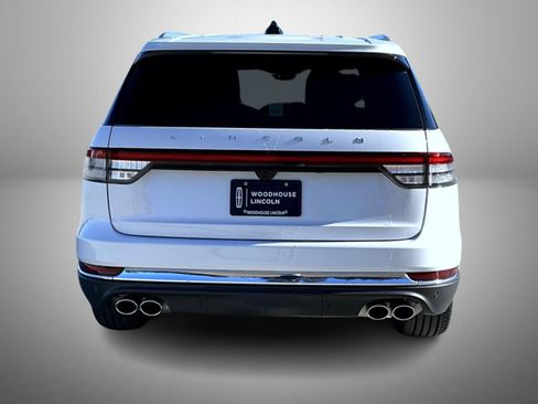 New 2026 Lincoln Aviator Reserve image 6