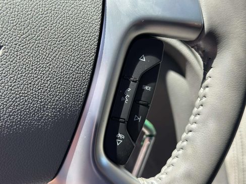 Used 2014 Chevrolet Traverse LT w/ All-Star Edition FWD image 18