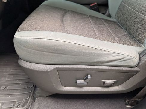 Used 2016 RAM 1500 Big Horn AWD/4WD image 18