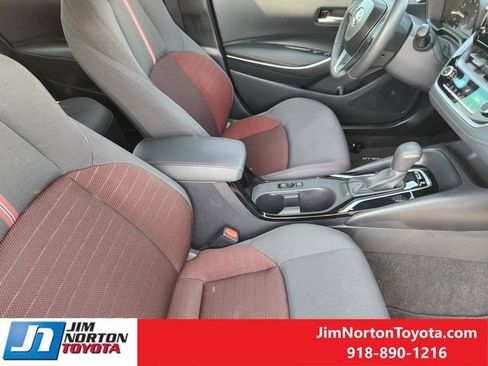 Used 2024 Toyota Corolla SE FWD image 16