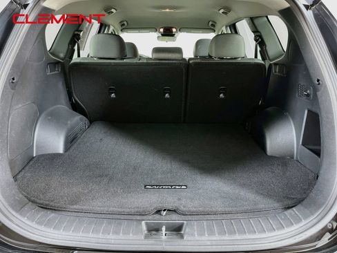 Used 2023 Hyundai Santa Fe SE FWD image 10