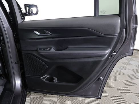 Used 2023 Jeep Grand Cherokee L Laredo AWD/4WD image 27