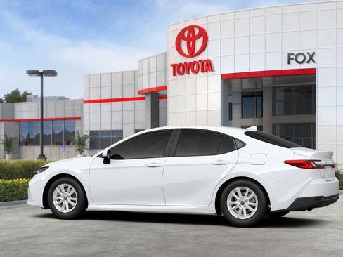 New 2026 Toyota Camry LE AWD/4WD image 28