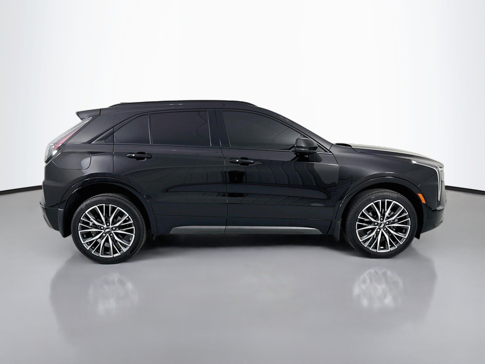 Used 2024 Cadillac XT4 Sport AWD/4WD image 8