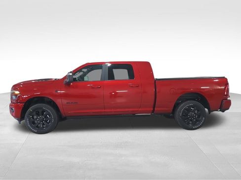 New 2026 RAM 2500 Laramie AWD/4WD image 5