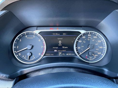 Used 2025 Nissan Sentra SR w/ Midnight Edition FWD image 13