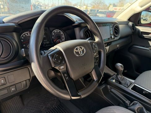 Used 2023 Toyota Tacoma SR image 33