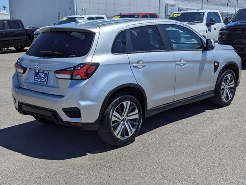 Used 2024 Mitsubishi Outlander Sport ES AWD/4WD image 2