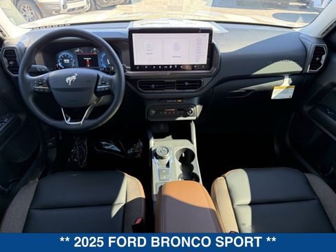 New 2025 Ford Bronco Sport Outer Banks AWD/4WD image 16