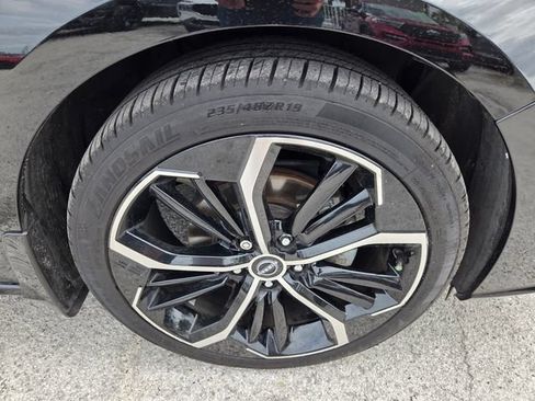 Used 2023 Nissan Altima 2.5 SR w/ SR Premium Package FWD image 19