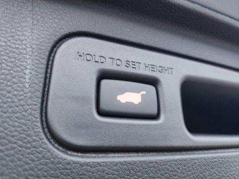 Used 2024 Honda Pilot Touring image 24