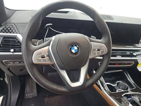 Used 2026 BMW X7 xDrive40i image 15