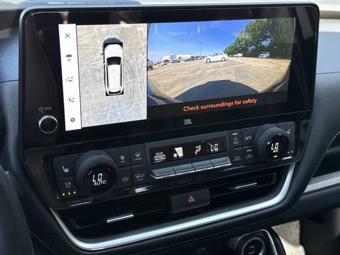 Used 2025 Toyota Grand Highlander FWD image 29