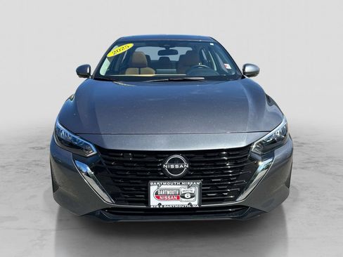 Certified 2025 Nissan Sentra SV w/ SV Premium Package FWD image 8