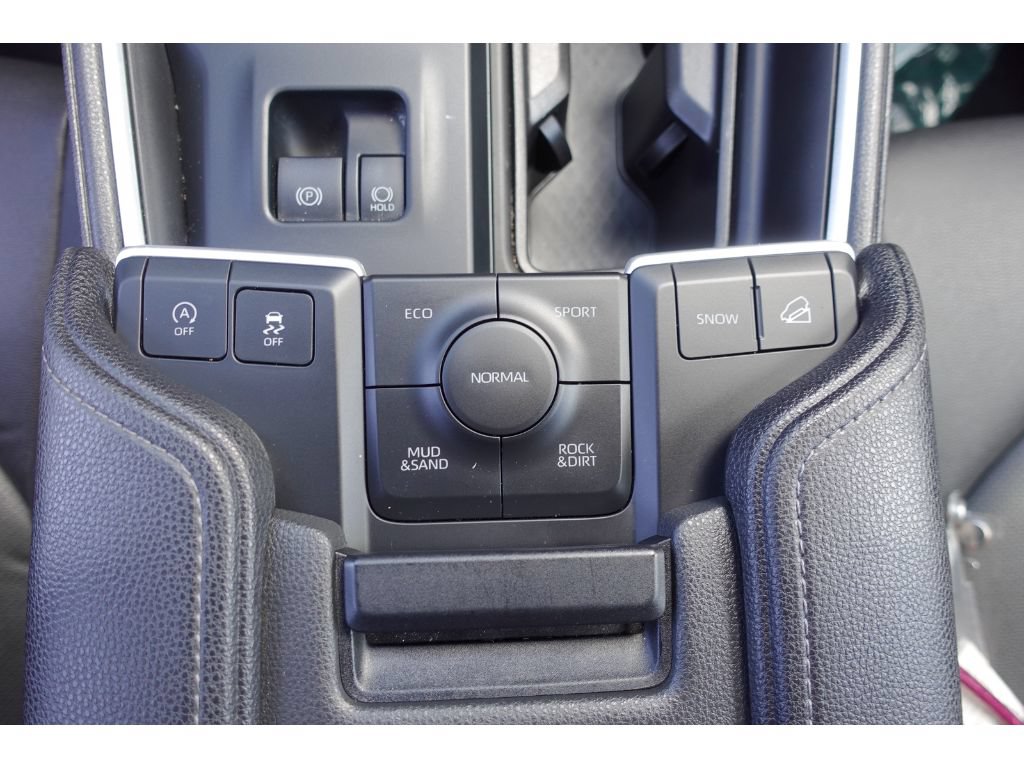 Certified 2025 Toyota Grand Highlander AWD image 21