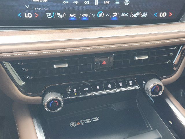 Used 2026 Chevrolet Tahoe High Country AWD/4WD image 21
