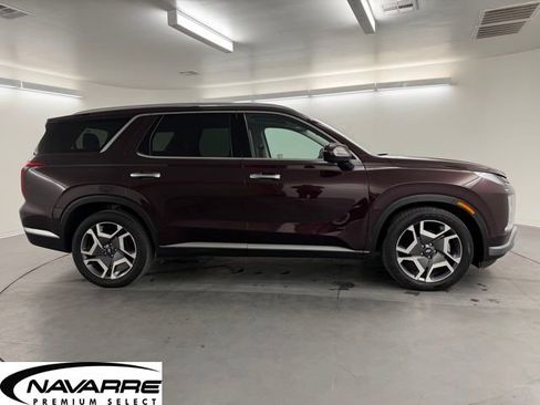 Used 2024 Hyundai Palisade SEL w/ Premium Package image 9