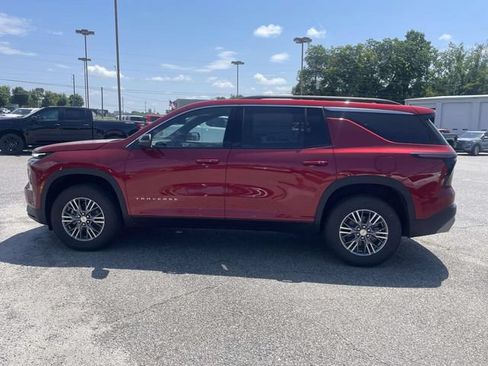 New 2026 Chevrolet Traverse LT FWD image 6