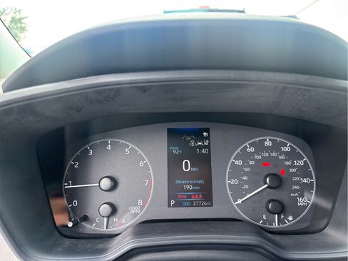 Used 2023 Toyota Corolla LE FWD image 9