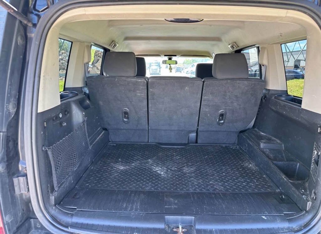Used 2008 Jeep Commander Sport AWD/4WD image 12