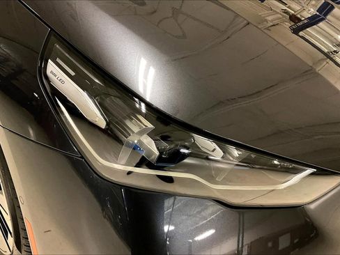 New 2025 BMW i5 eDrive40i w/ Premium Package image 13