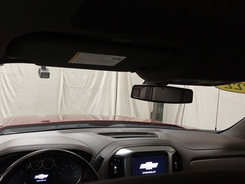 Certified 2022 Chevrolet Silverado 1500 LTZ image 26