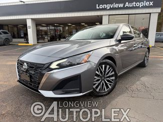 Used 2024 Nissan Altima 2.5 SV video 1