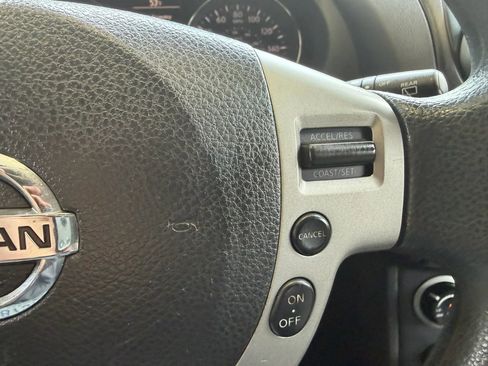Used 2012 Nissan Rogue S AWD/4WD image 14