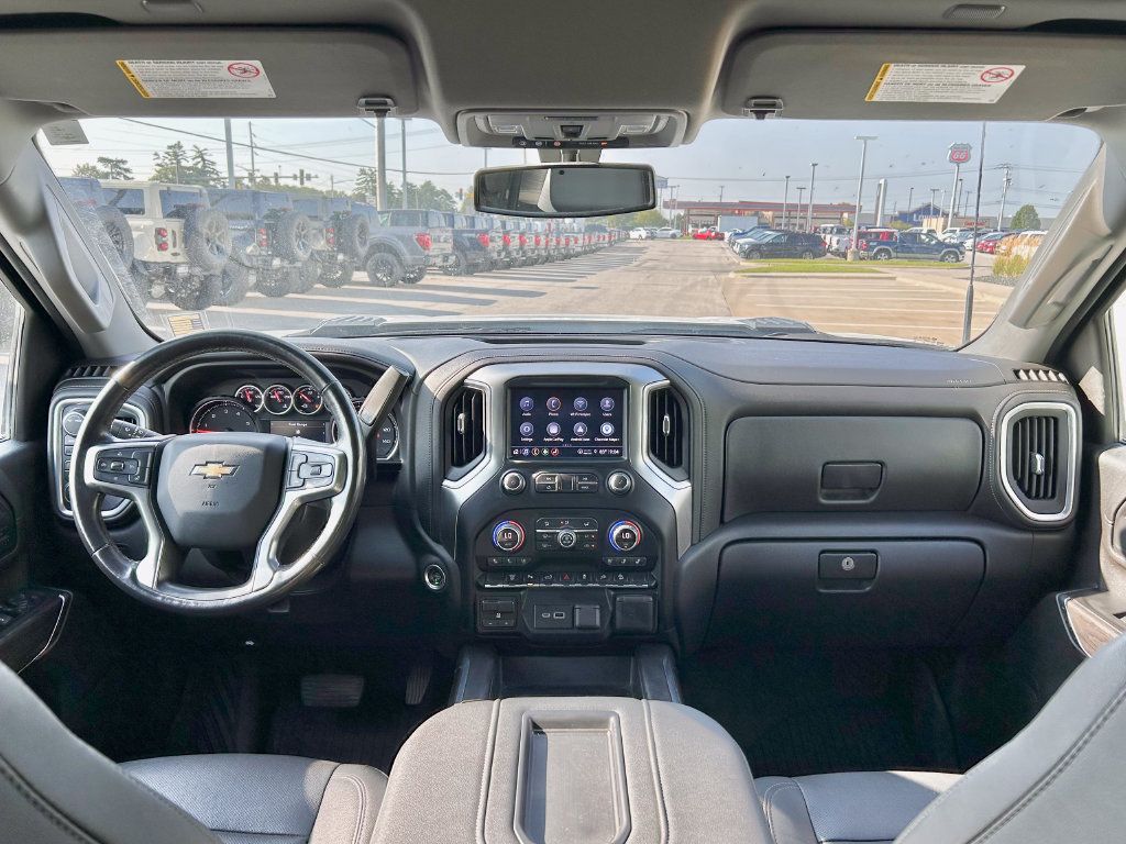 Used 2022 Chevrolet Silverado 2500 LTZ w/ LTZ Plus Package AWD/4WD image 31