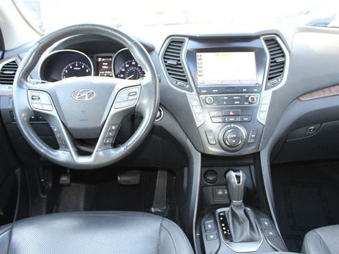 Used 2019 Hyundai Santa Fe XL image 12