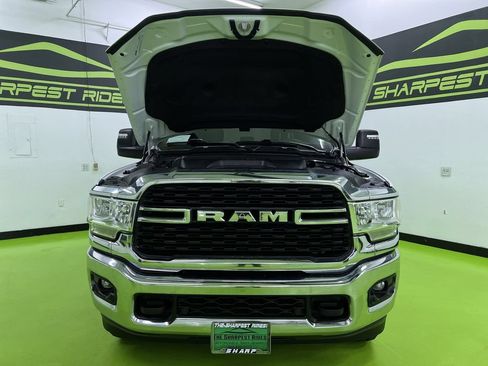 Used 2024 RAM 2500 Big Horn w/ Off Road Package AWD/4WD image 4