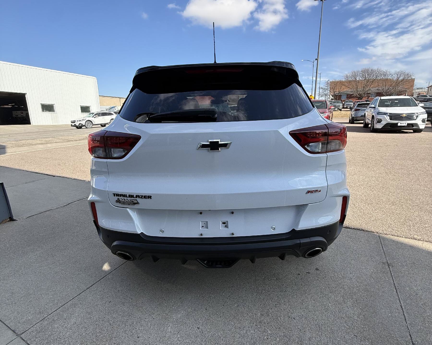 Used 2022 Chevrolet TrailBlazer RS w/ Sun and Liftgate Package FWD image 15
