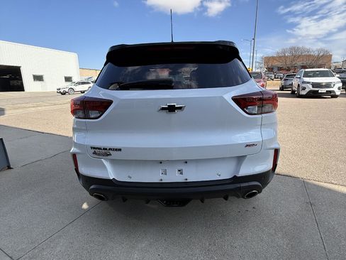 Used 2022 Chevrolet TrailBlazer RS w/ Sun and Liftgate Package image 15