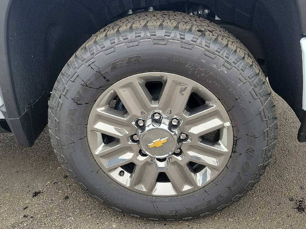 New 2026 Chevrolet Silverado 2500 High Country w/ Technology Package AWD/4WD image 7