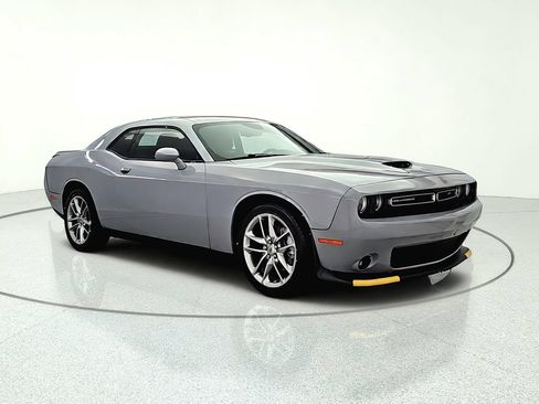 Used 2022 Dodge Challenger GT AWD/4WD image 9