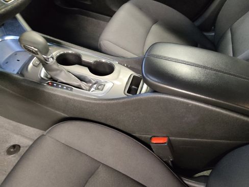 Used 2024 Chevrolet Malibu LT FWD image 26
