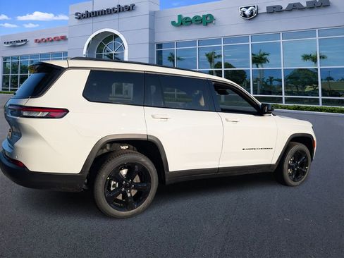 New 2026 Jeep Grand Cherokee L Limited RWD image 7