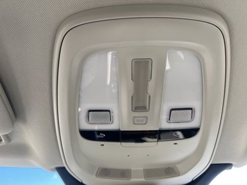 Certified 2023 Volvo XC90 B6 Ultimate w/ Protection Package AWD/4WD image 40