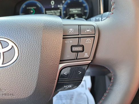 Certified 2025 Toyota Camry XSE image 19