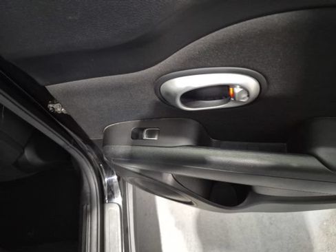 Used 2019 Kia Soul FWD image 22