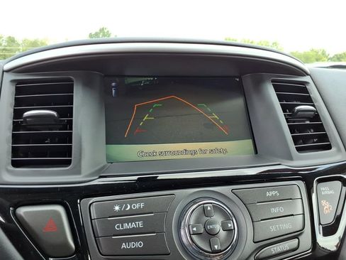 Certified 2019 Nissan Pathfinder S FWD image 13