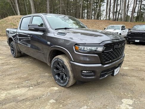 New 2026 RAM 1500 4x4 Crew Cab image 7