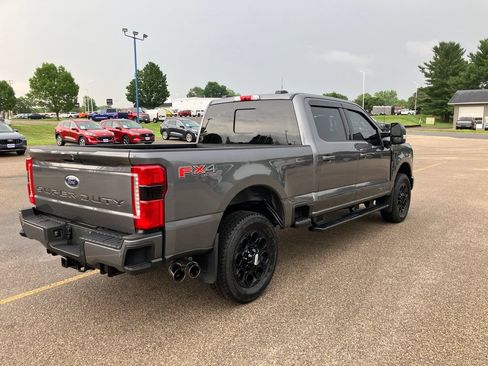 Used 2023 Ford F250 Lariat w/ Lariat Ultimate Package AWD/4WD image 6