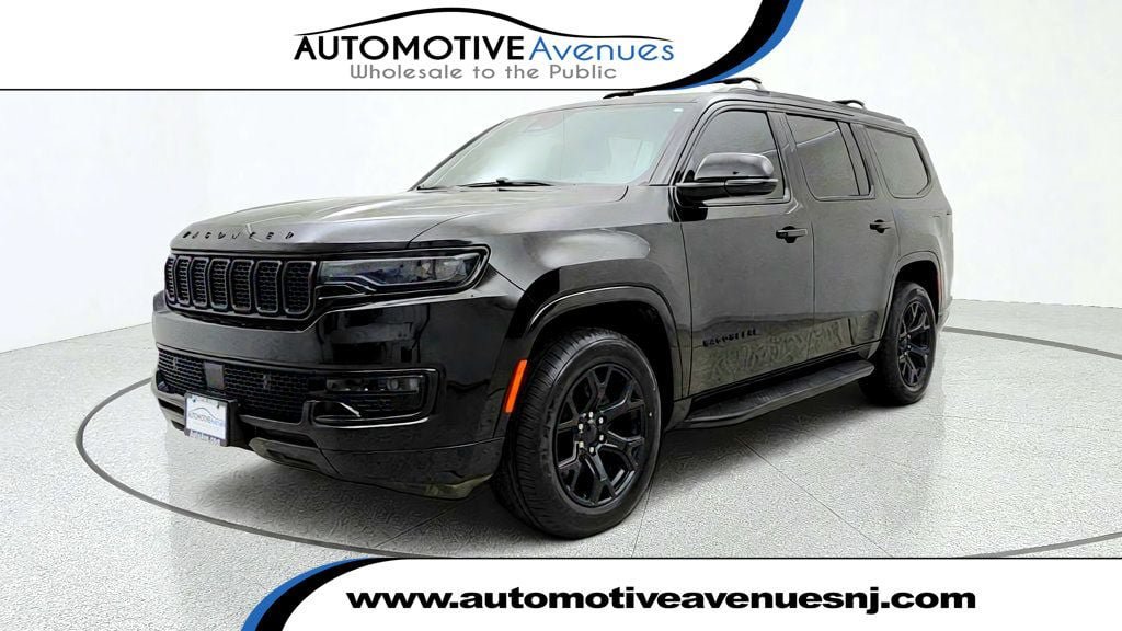 Used 2023 Jeep Wagoneer Series II AWD/4WD image 1